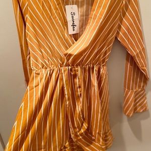 Sucrefas Yellow striped belted Dress Small